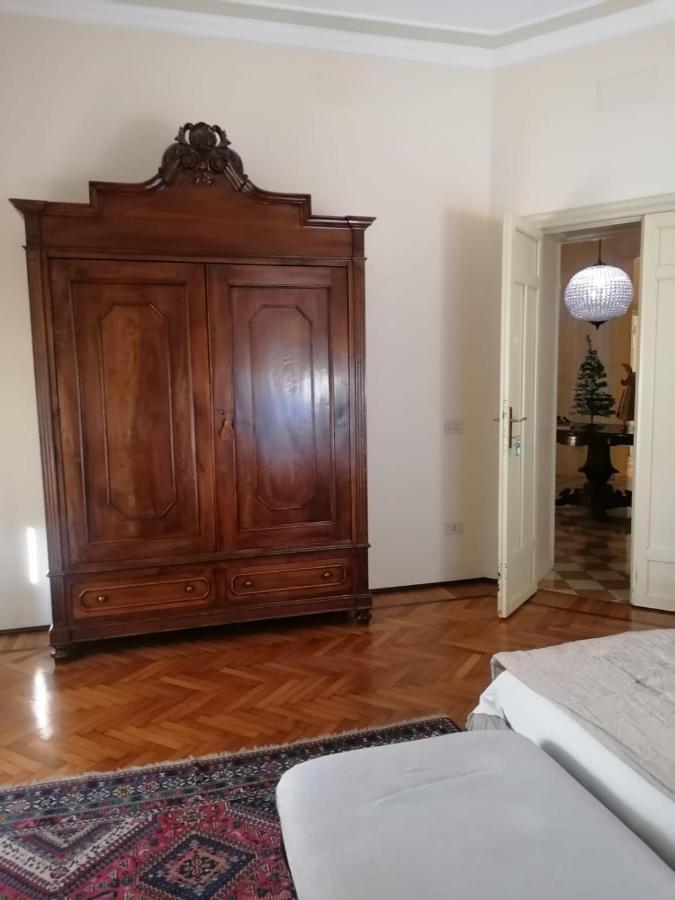 Bed And Bike - Bergamo Dream House Bed and Breakfast Buitenkant foto