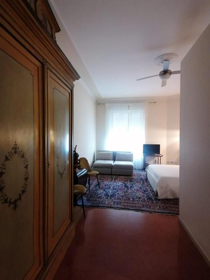 Bed And Bike - Bergamo Dream House Bed and Breakfast Buitenkant foto