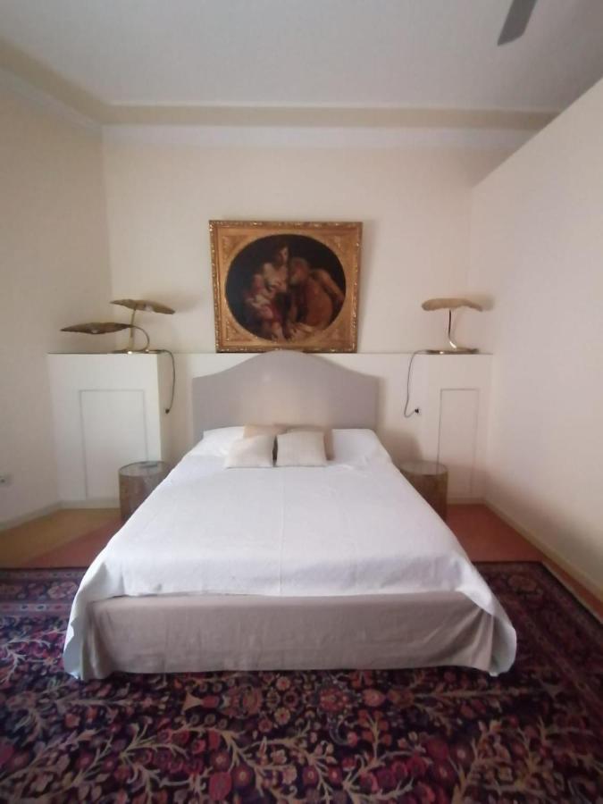 Bed And Bike - Bergamo Dream House Bed and Breakfast Buitenkant foto