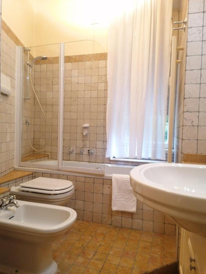 Bed And Bike - Bergamo Dream House Bed and Breakfast Buitenkant foto
